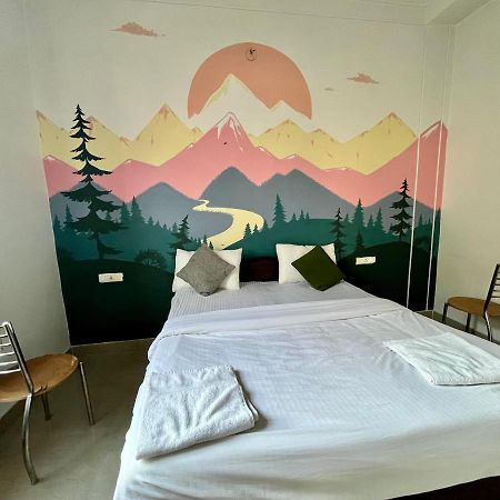 Joey'S Homestay Rishīkesh Eksteriør bilde